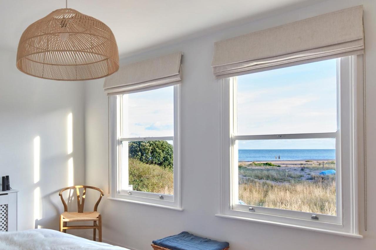A Cool Coastal Retreat On Kingsdown Beach - The White House Villa Deal Exterior photo