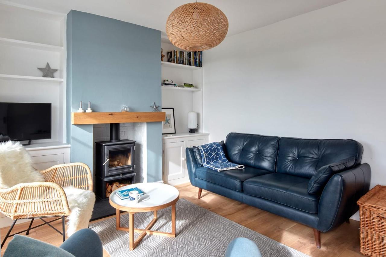A Cool Coastal Retreat On Kingsdown Beach - The White House Villa Deal Exterior photo